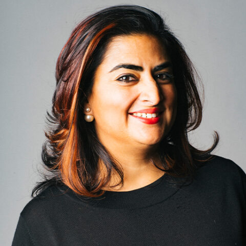 AliyaKhan | HD Platinum Circle